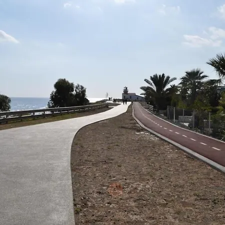 Amazing High-end Penthouse , Mountain Castle & Sea View * Perivólia