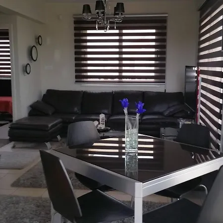 Amazing High-end Penthouse , Mountain Castle & Sea View Perivolia